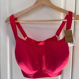 Chantelle 38DDDD pink sports bra. NWT.